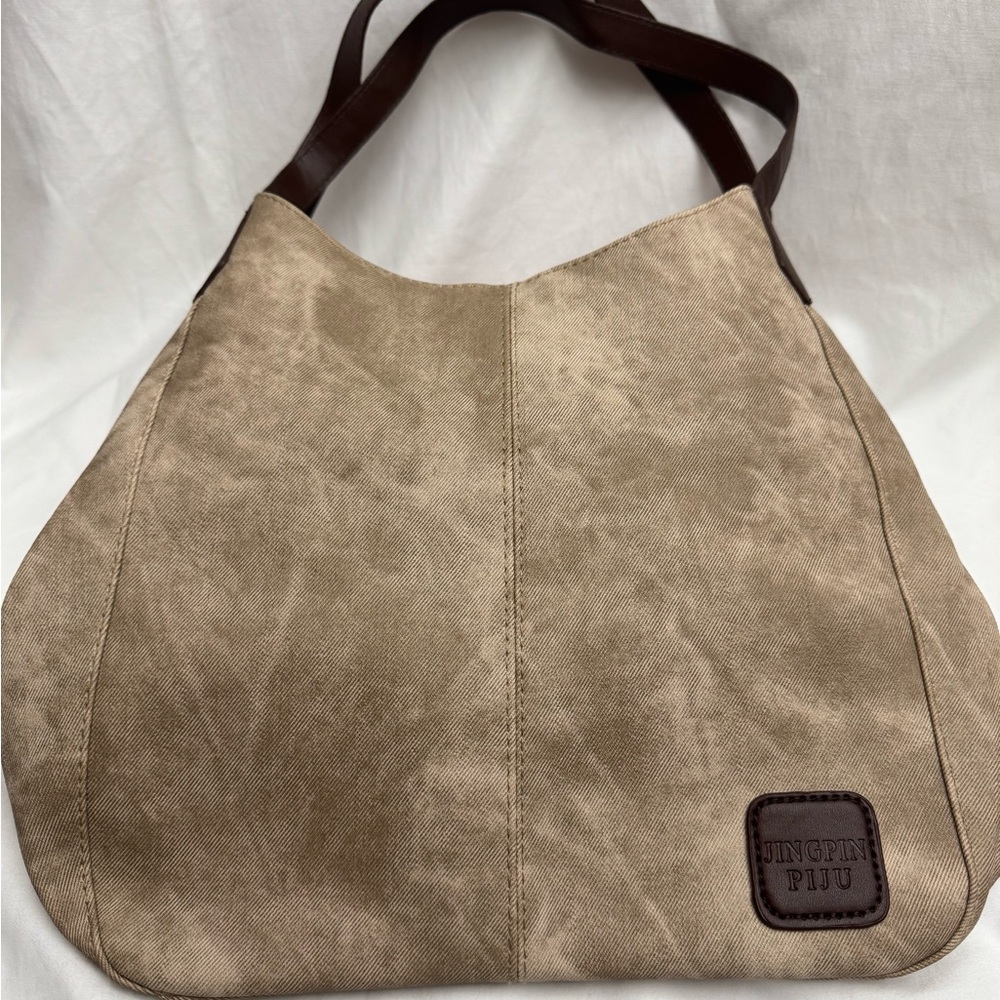 Elegant Tan Canvas Hobo Bag